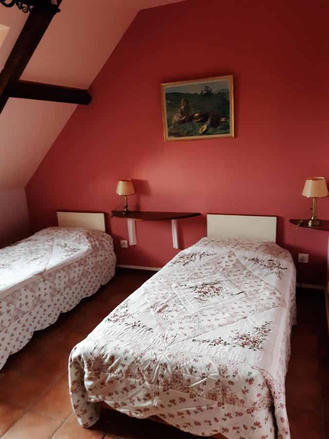 Chambres D'Hotes Sur La Courtine De Coucy Eksteriør billede