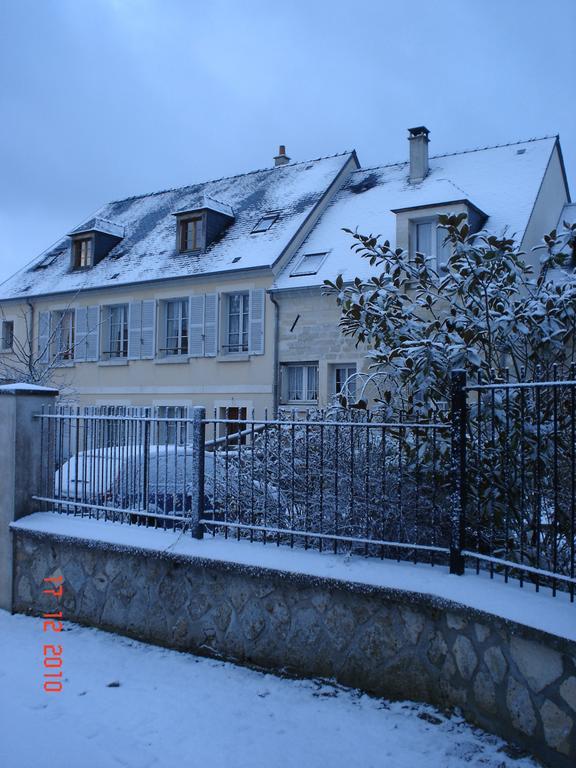 Chambres D'Hotes Sur La Courtine De Coucy Eksteriør billede